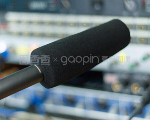 聲之匠藝 揭秘錄音室音響裝置的精密世界